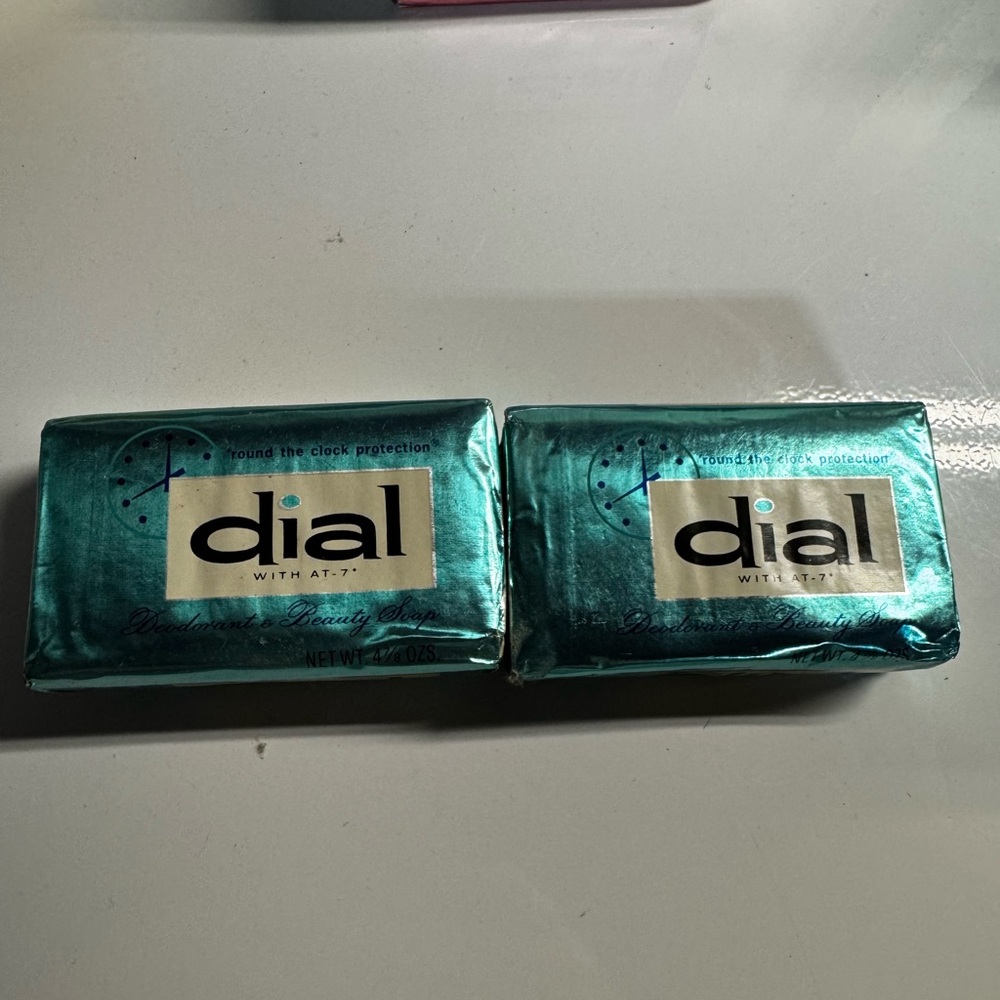 Lot of 2 bars vintage Dial bar soap
